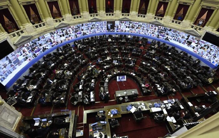 Debate Sostenimiento y Reactivación para el Turismo